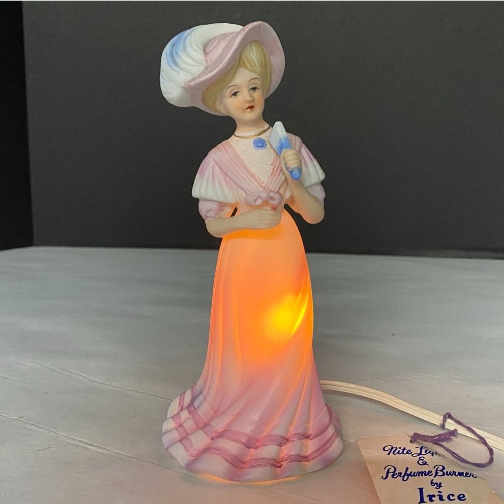 Vintage Irice Nite Light Perfume Burner Victorian Lady Figurine Lamp Night Light